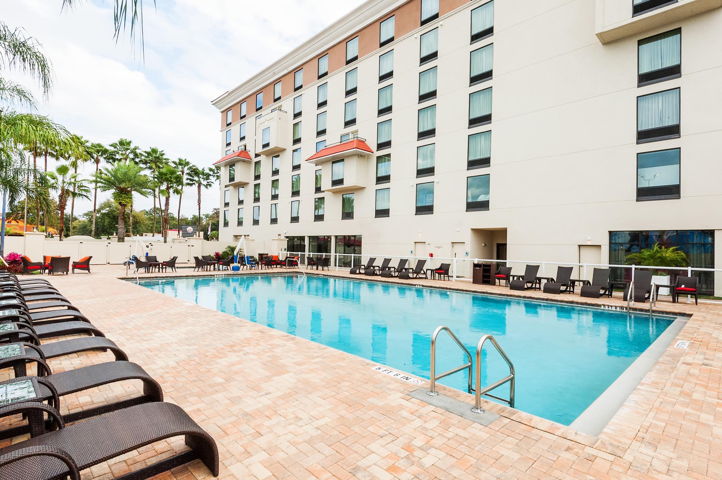 Delta Hotels By Marriott Orlando Lake Buena Vista Exterior photo